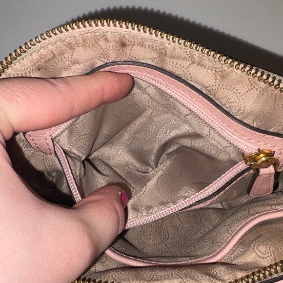 Michael Kors 💗Cindy Mini Blush Pink Satchel with Strawberry Floral Charm - Picture 6 of 8